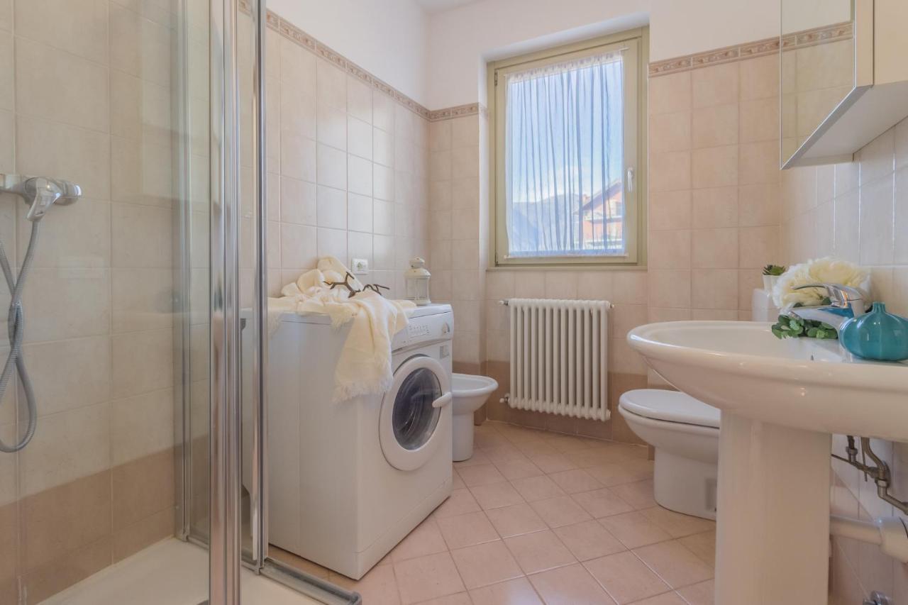 Casa Andrea Varenna ペルレード エクステリア 写真