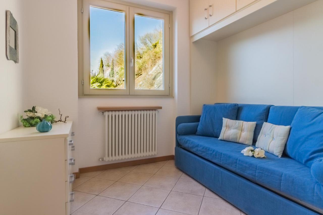 Casa Andrea Varenna ペルレード エクステリア 写真